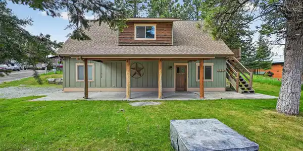 28 Skippers Court