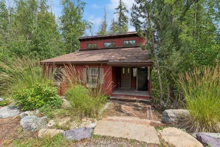 1520 W Lakeshore Drive