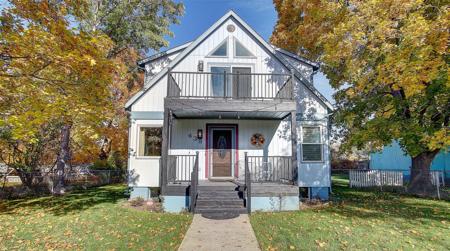 438 North Avenue W
