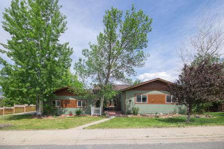 1450 Mount Helena Drive