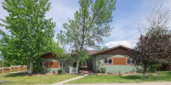 1450 Mount Helena Drive
