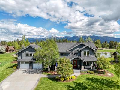 3070 River Lakes Drive