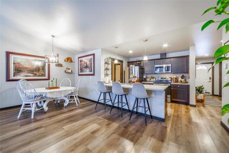 1422 Destiny Lane