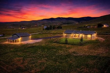 975 Corvallis Hills Drive