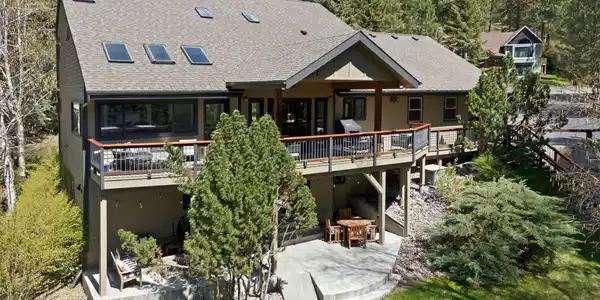 7700 Parkwood Drive