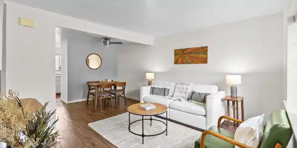 2721 Crystal Court