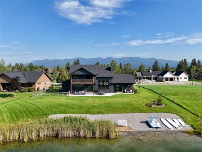 3031 River Lakes Drive