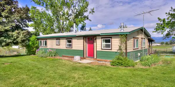 1327 Honey House Lane