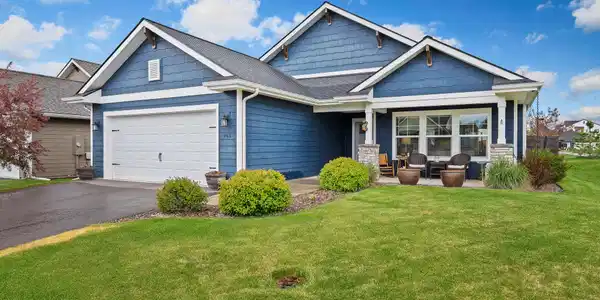 145 Silvertip Trail