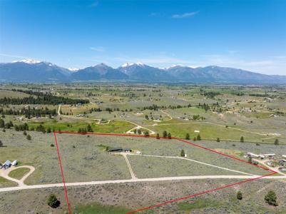 3851 Reed Butte Road