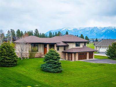 158 Stoneridge Drive