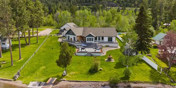 42818 La Bella Lane