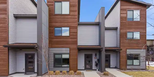 10 Sagebrush Court