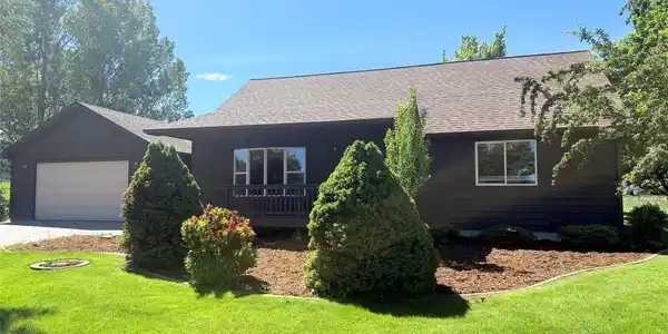 451 Powell Way