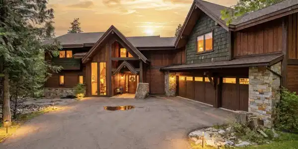 258 N Shooting Star Circle