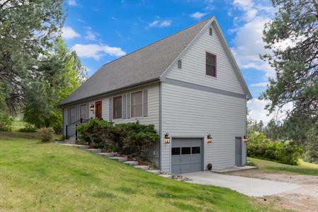 428 Sapphire Lane