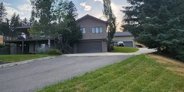 6 Hidden Valley Drive