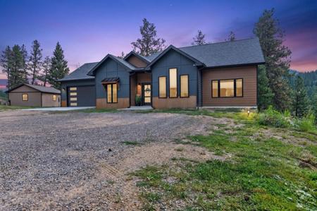 13 Rolling Stone Lane