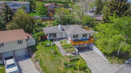 1423 Flowerree Street