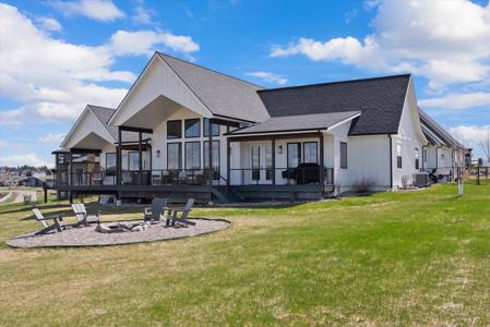 543 Harvest View Lane