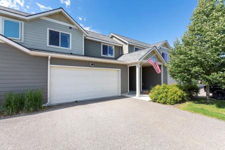 120 Tailfeather Lane