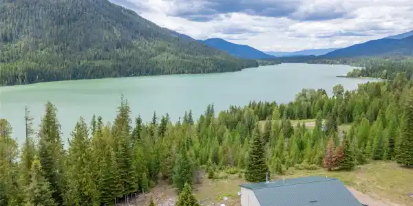 17734 Bull Lake Road