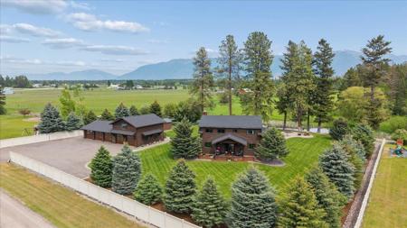 44 Aspen Court