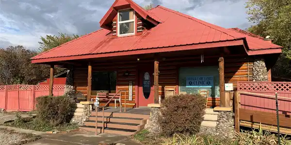 406 W Railroad Avenue