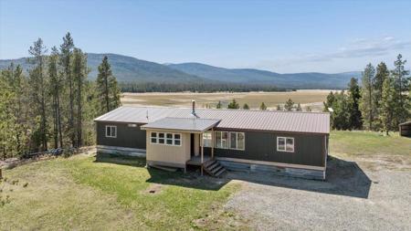162 McGregor Meadows Road W