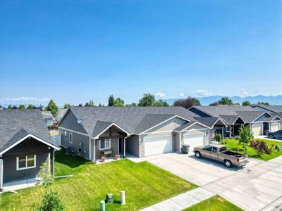 1463 Destiny Lane