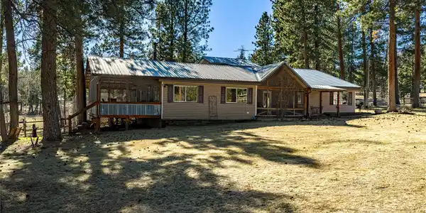 443 N Gold Creek Loop