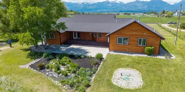 1228 Nordheim Lane