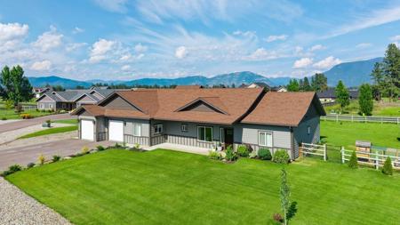 123 Country View Trail