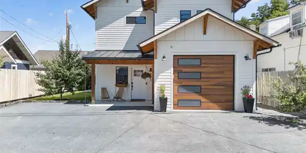 261 Burns Street