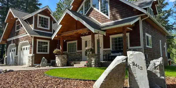 2413 Capstone Court