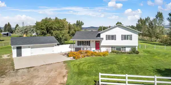 1370 Ponderosa Road
