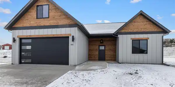 306 Timberwolf Drive