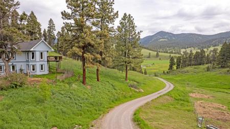 114 Braziel Lake Loop