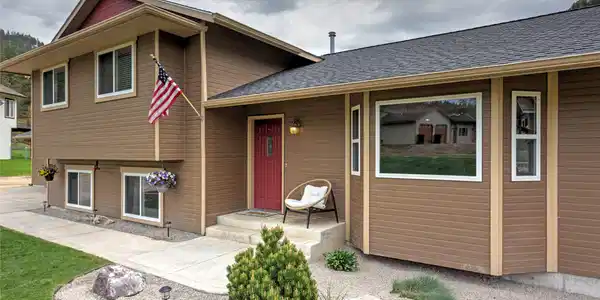 21133 Handley Loop