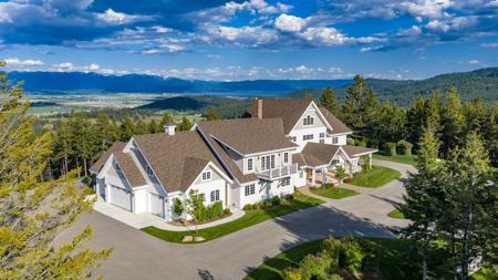 440 Orchard Ridge