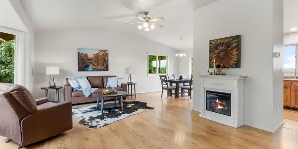 98 Pointe Way