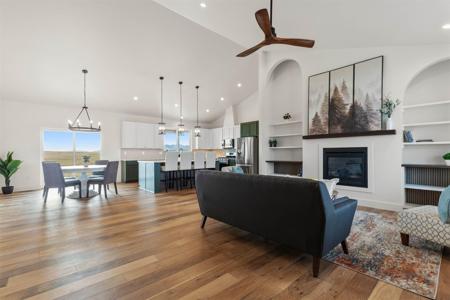 115 Rolling Prairie Way