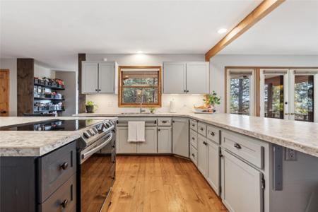 306 Ponderosa Lane