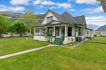 360 White House Lane
