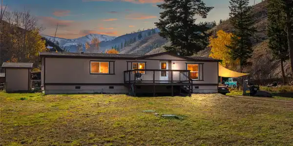 271 & 259 Laird Creek Road