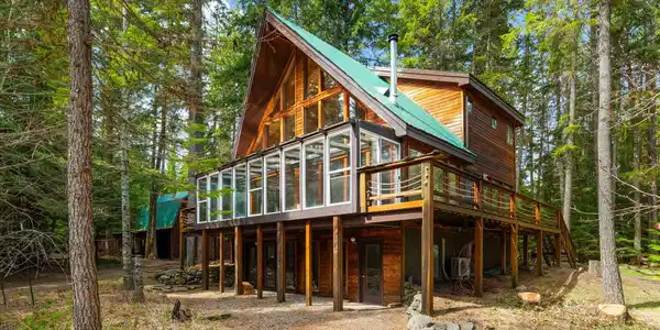 682 Schoolhouse Lake Road
