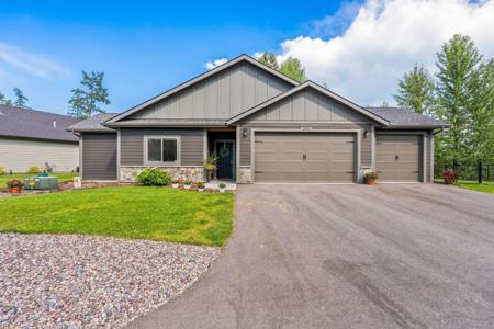 293 Forest Edge Trail