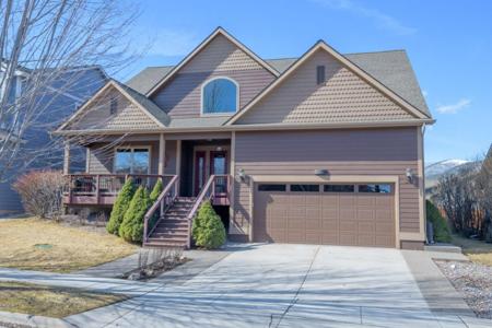 6007 Avon Lane