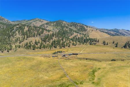 31022 Beavertail Road  - 1070 acres