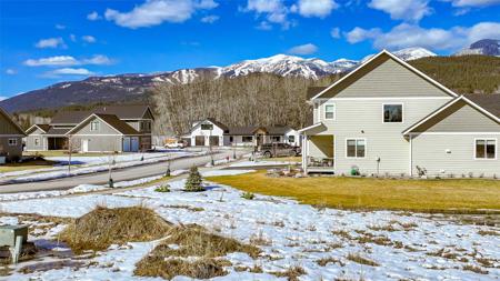 933 Preserve Parkway